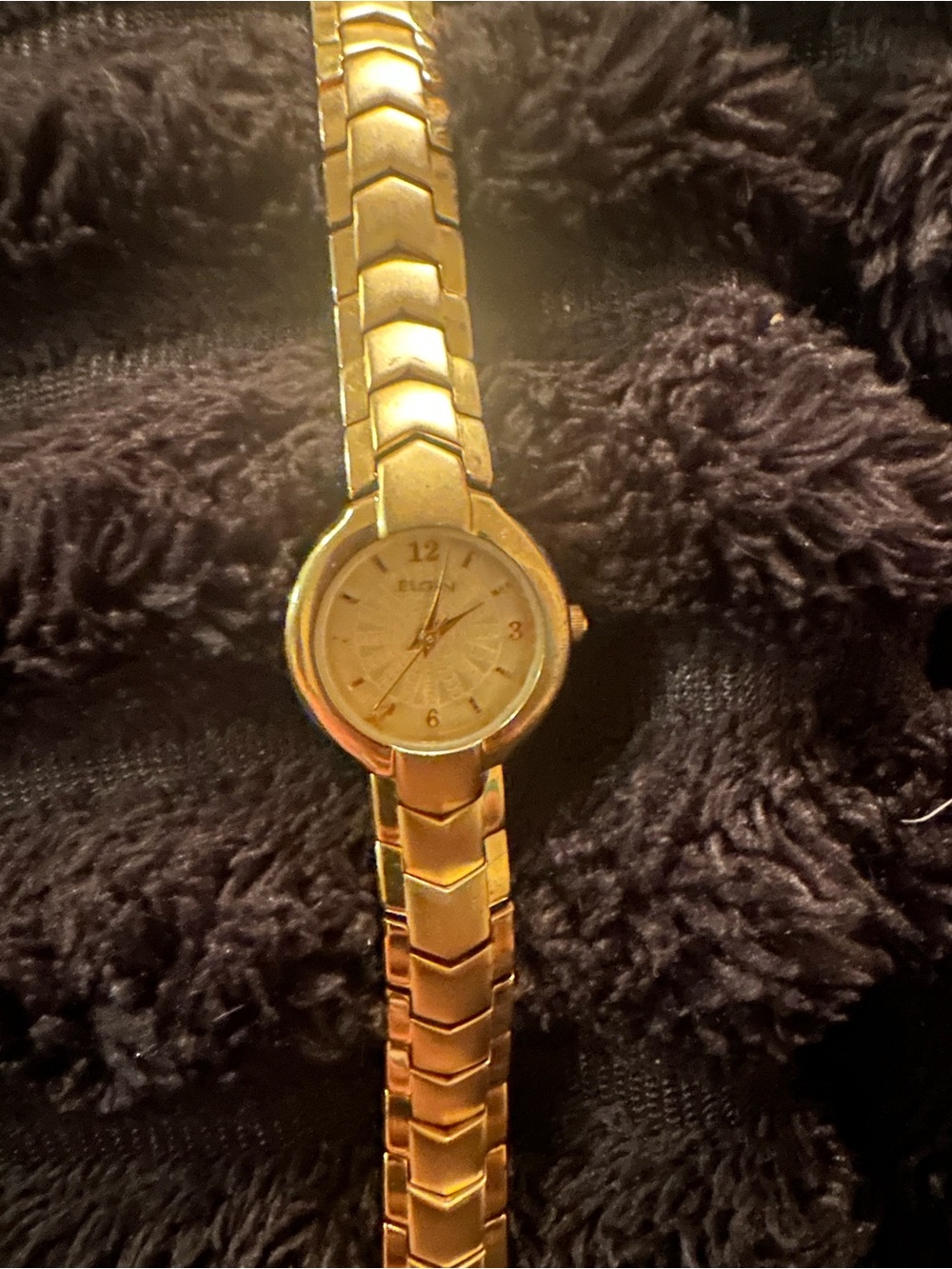 Vintage Elgin Women’s Gold Tone Chevron Link Watch